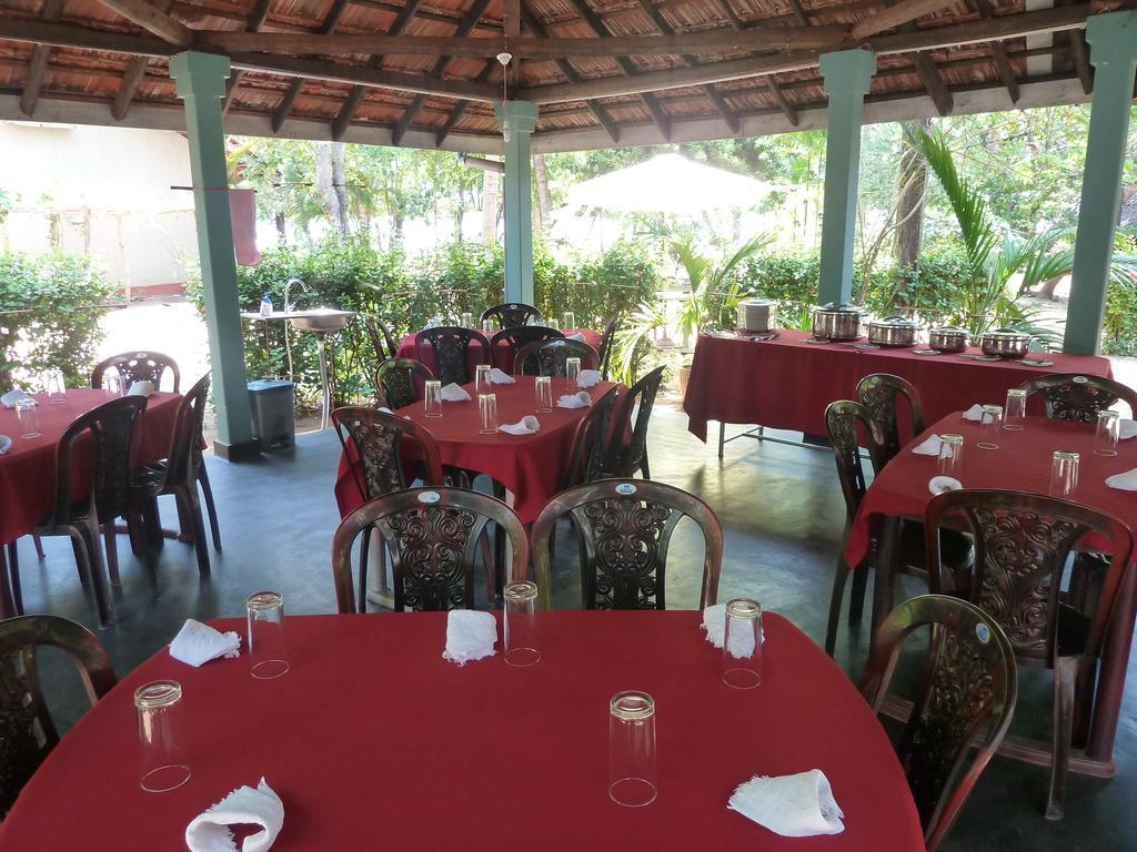 בטיקלואה Riviera Resort מראה חיצוני תמונה